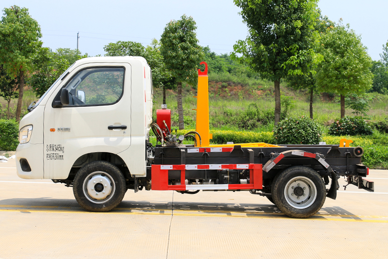 (藍牌)福田祥菱勾臂垃圾車(3方)